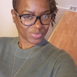 Meet your Posher, Jacqueline